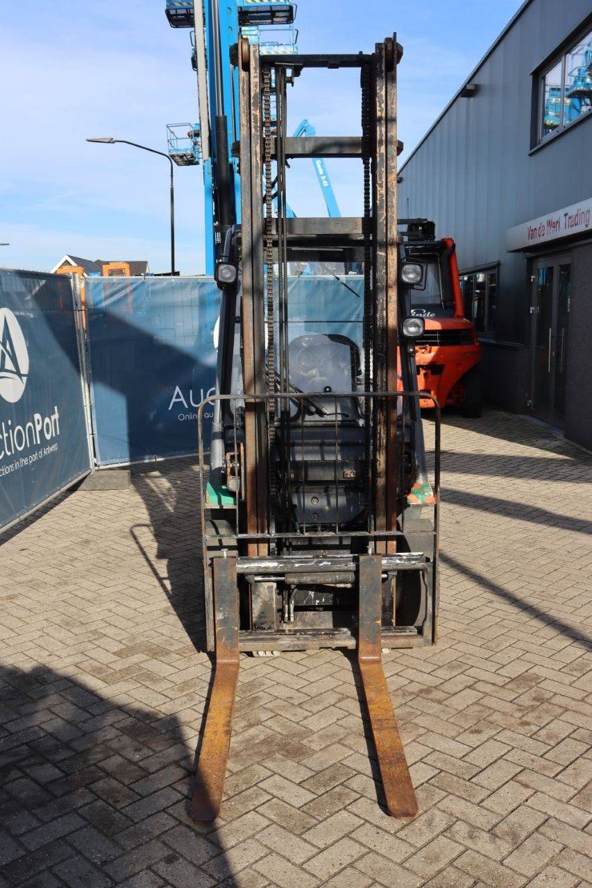 Forklift Toyota 62-7FDF25 Diesel 2500kg 4.5m 2004