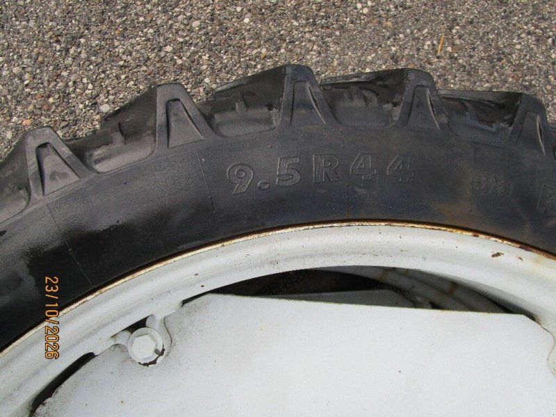 Pflegeräder 9.5/44 Kleber