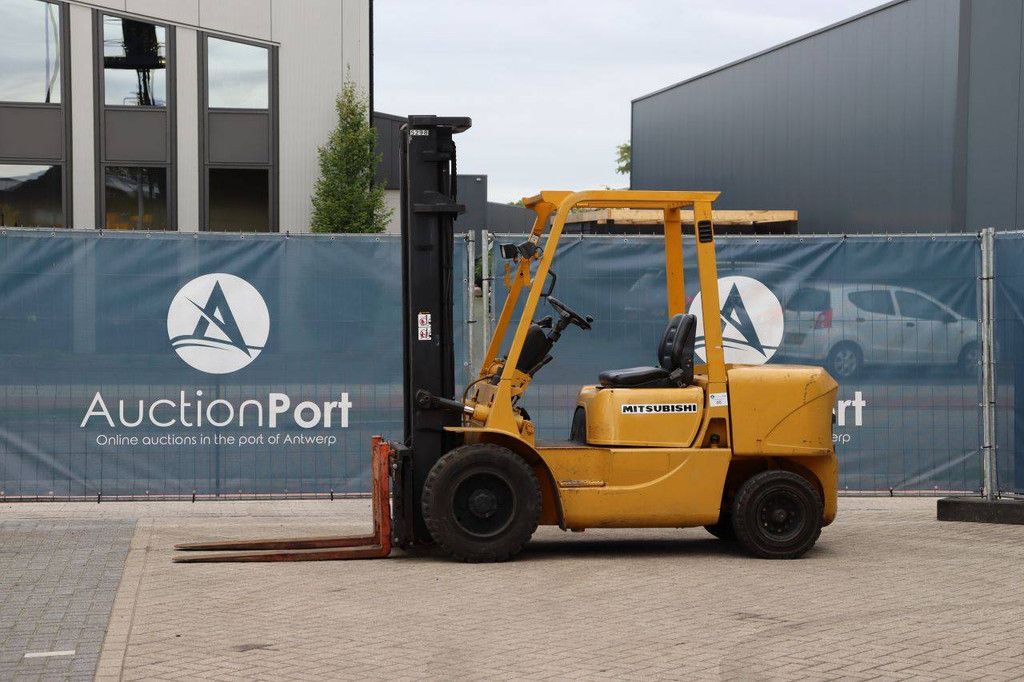 Forklift Mitsubishi FD30K Diesel 3000kg 4.0m 2001