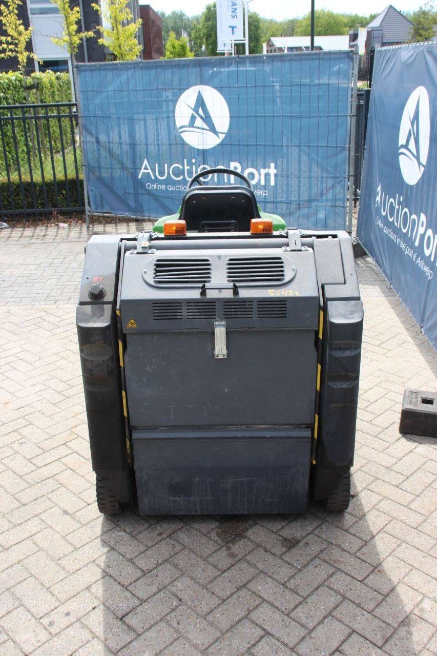 Ride-on sweeper IPC Cleaning 1450 Diesel 2015