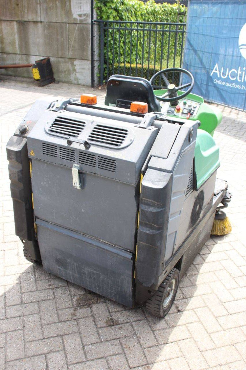Ride-on sweeper IPC Cleaning 1450 Diesel 2015