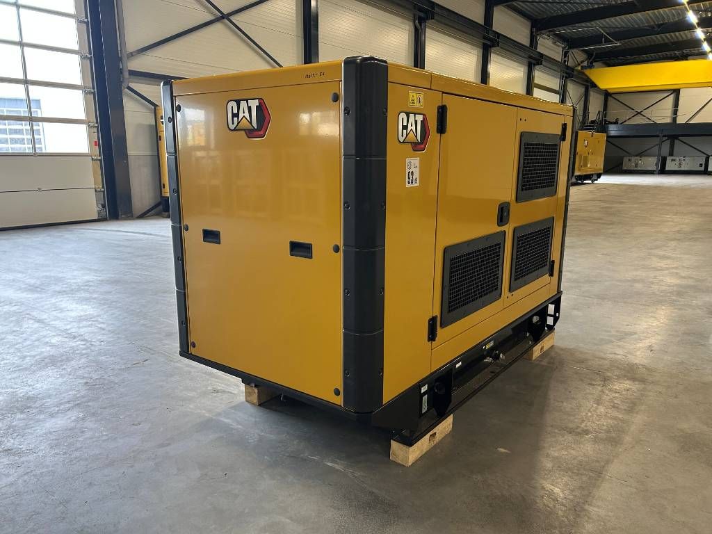 CAT DE88E0 - 88 kVA Generator - DPX-18012
