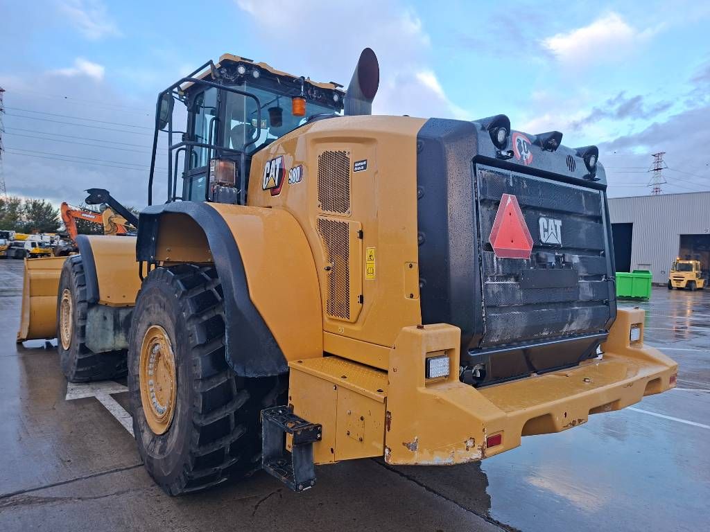 CAT 980
