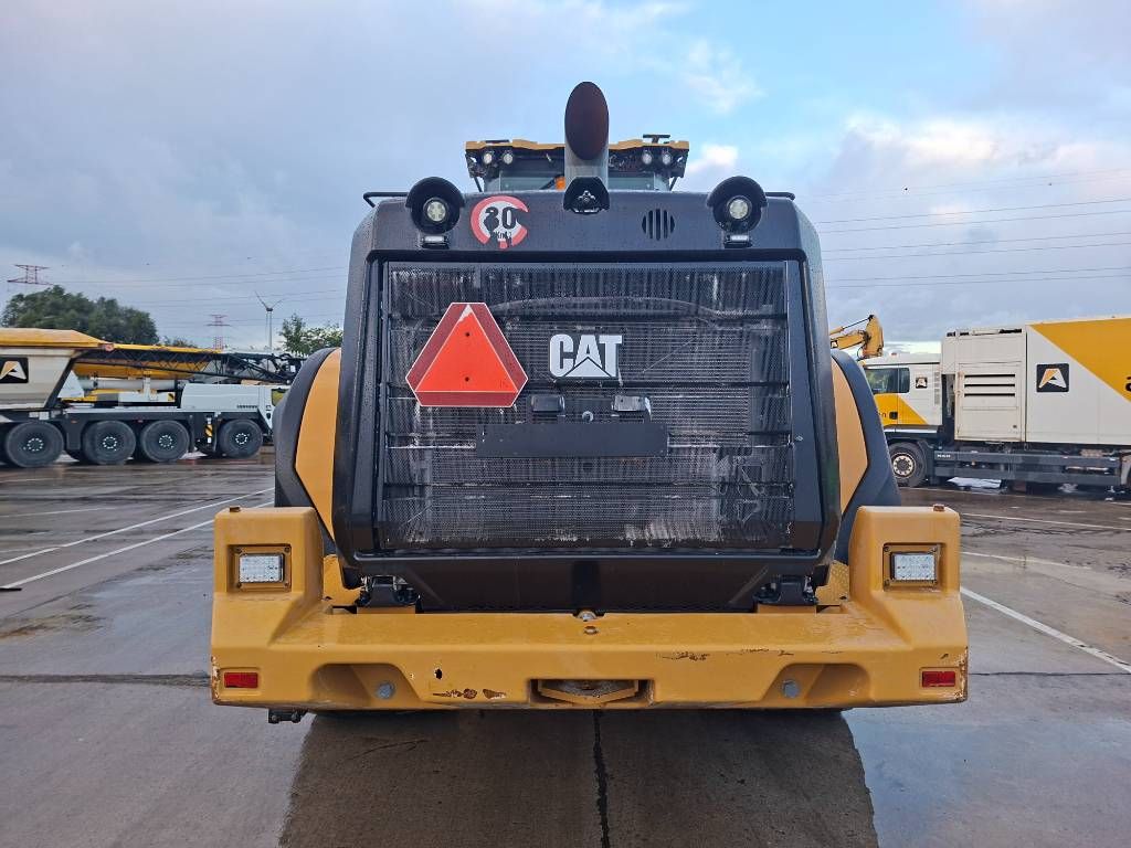 CAT 980