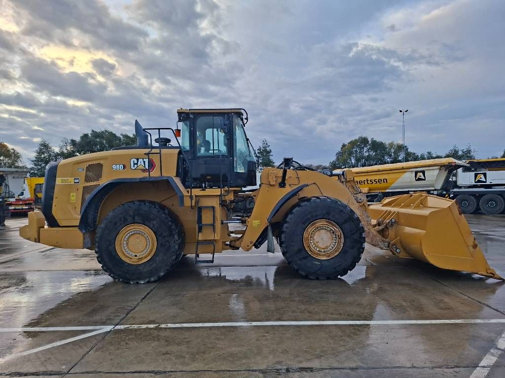 CAT 980