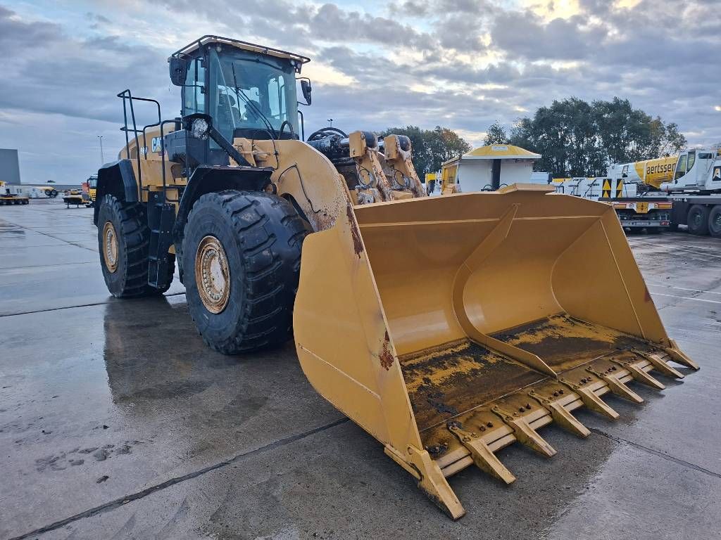 CAT 980