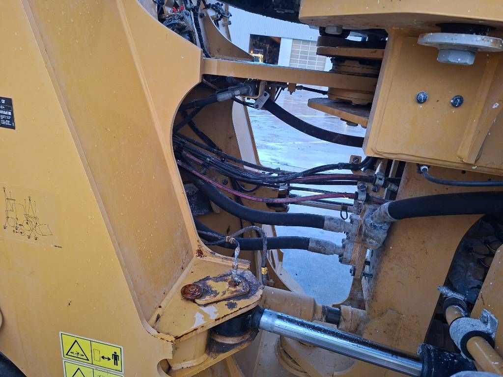CAT 980
