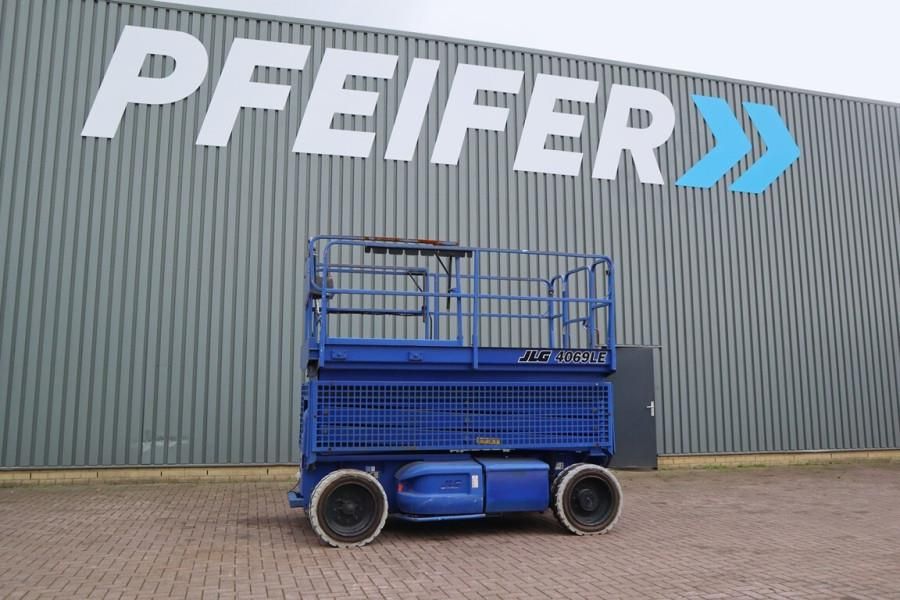 JLG 3369LE Electric, 12m Working Height, 450kg Capacit