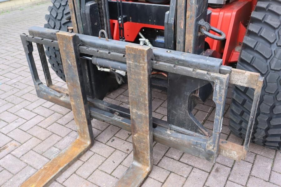 Manitou M26-4 Valid inspection, Diesel, 4x4 Drive, 3700mm