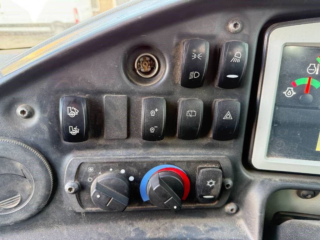 CAT 745C - Dutch Machine / Auto Greasing