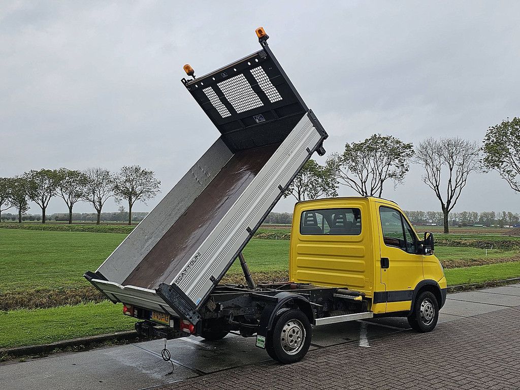 IVECO DAILY 29 L kipper 3-zijdig