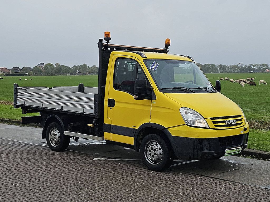 IVECO DAILY 29 L kipper 3-zijdig