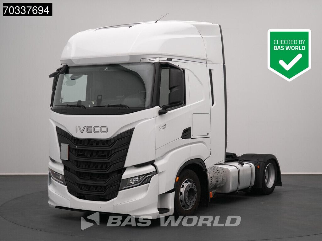 Iveco S-Way 460 4X2 Mega 2x Tanks Standklima Navi ACC