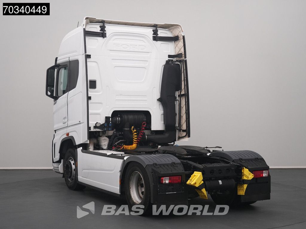Ford F-Max 500 4X2 Retarder 2xTanks Standklima Navi ACC