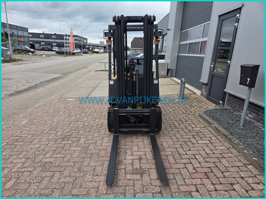 Yale GLP20AF compact triplex4.95m+sideshift+6591 uur