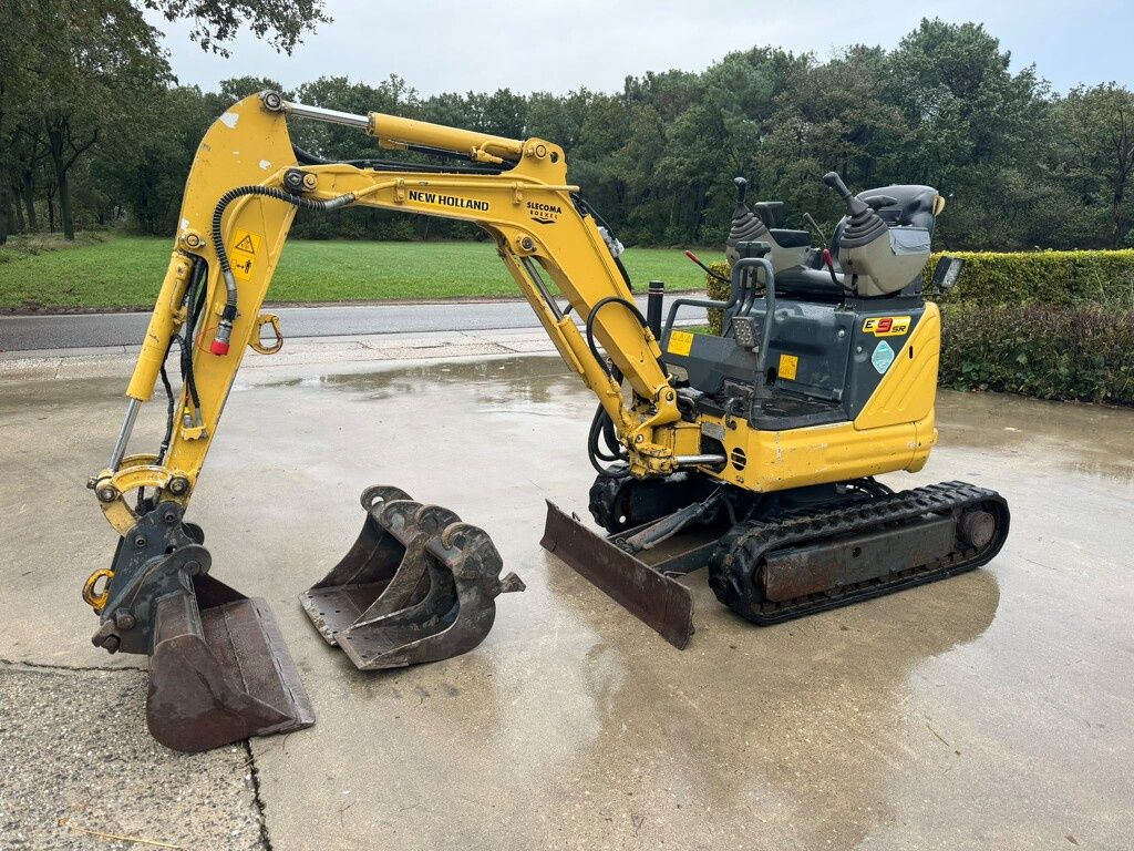 New Holland E9SR Minigraver | Hydr. snelwissel | 3 bakken