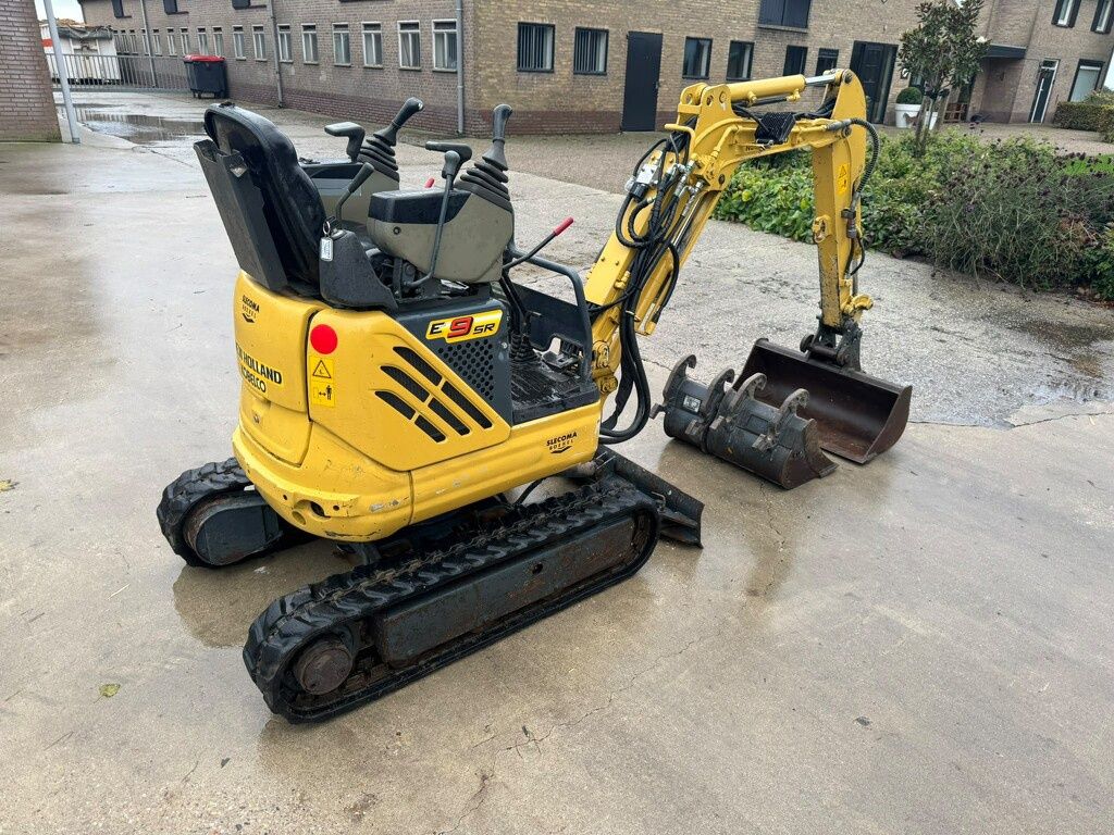 New Holland E9SR Minigraver | Hydr. snelwissel | 3 bakken