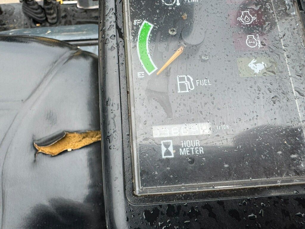 New Holland E9SR Minigraver | Hydr. snelwissel | 3 bakken