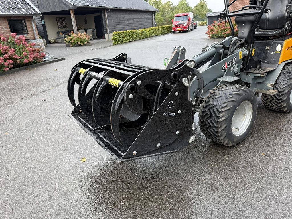 Giant Silage grijper Puinbak met bovenklem, Pelikaanbak, Volumebak, Hoogkiepbak, Balenklem en Mestklem