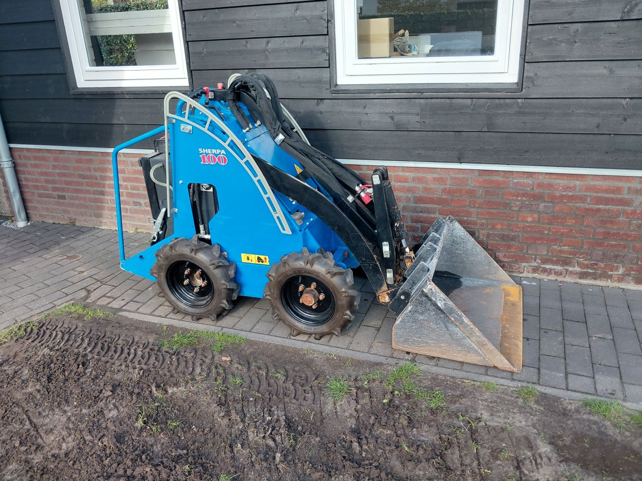 Sherpa 100 ECO ( Bj 2025 ) 143 uur ! Giant / Skidster / Electro