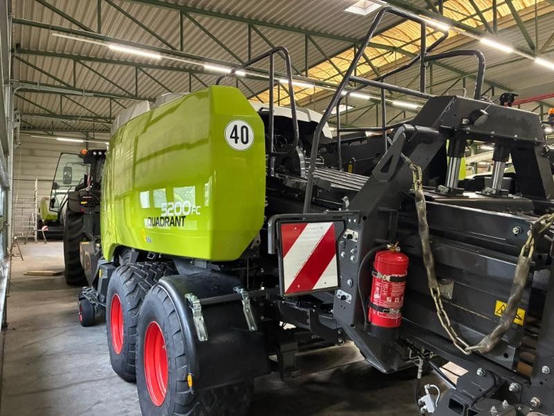 Claas QUADRANT 5200 FC T+ST
