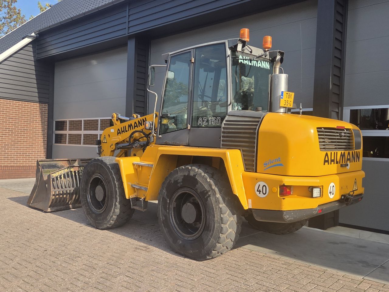 Ahlmann AZ150 Shovel