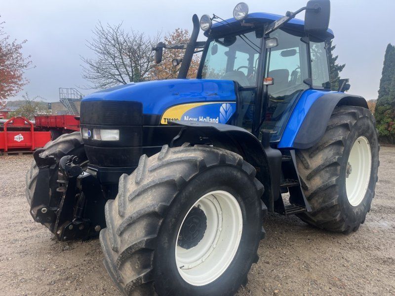 New Holland TM190