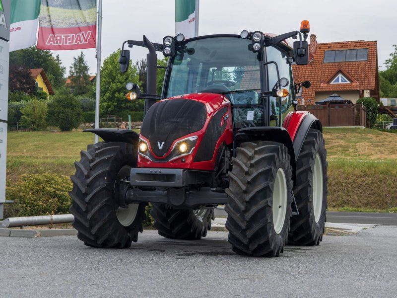 Valtra A 95