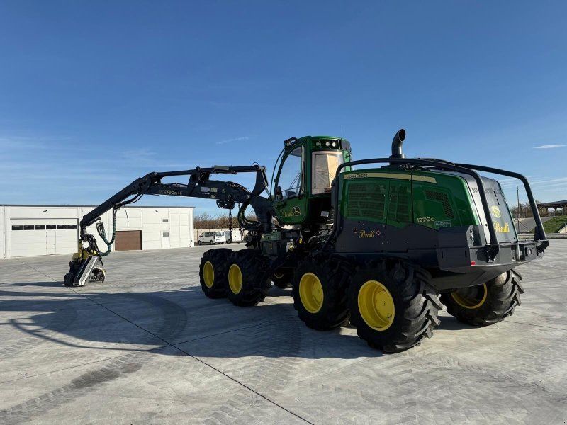 John Deere 1270G