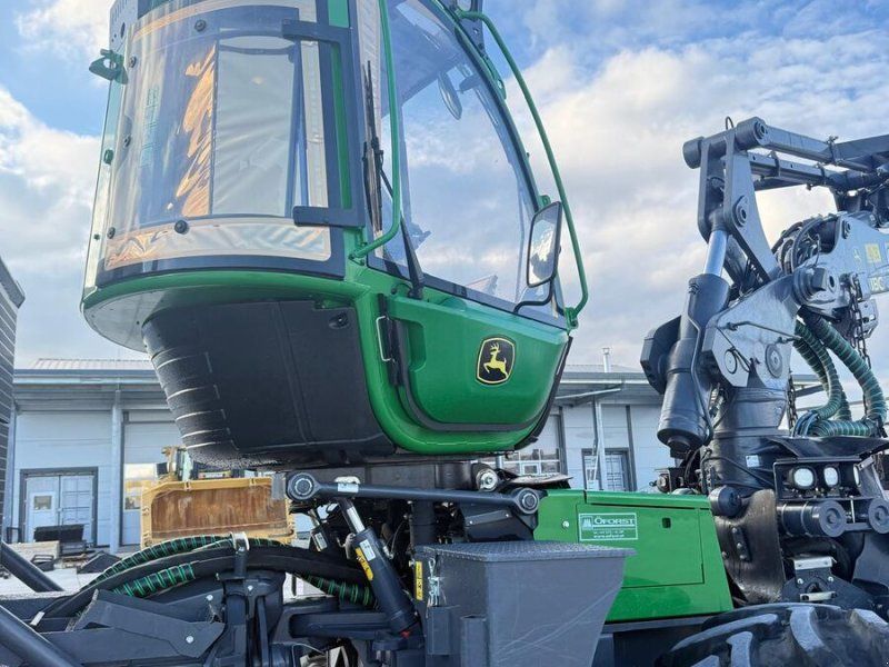 John Deere 1270G