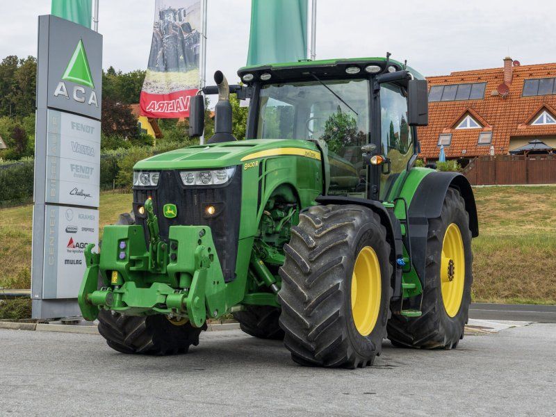 John Deere 8400R