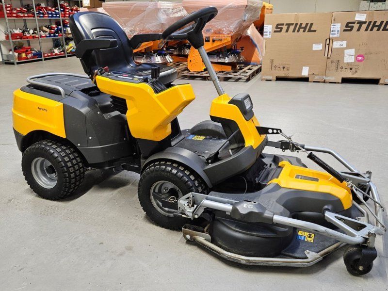 Stiga Park Pro 900 AWX