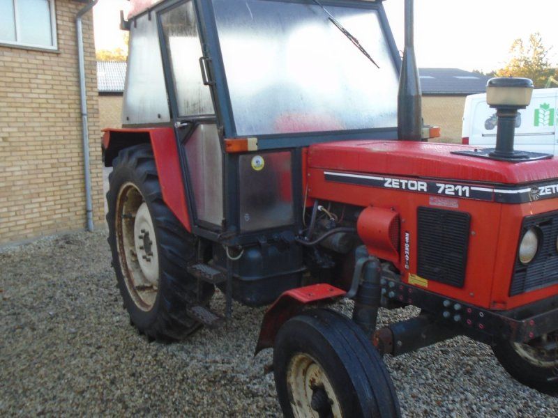 Zetor 7211