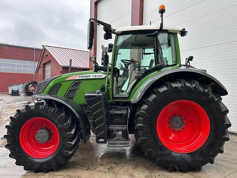 Fendt 724 S4 Profi Plus