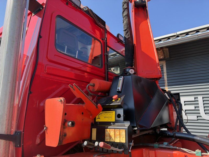 Mercedes-Benz Unimog U1600 Agrar mit Kran , Mega selten