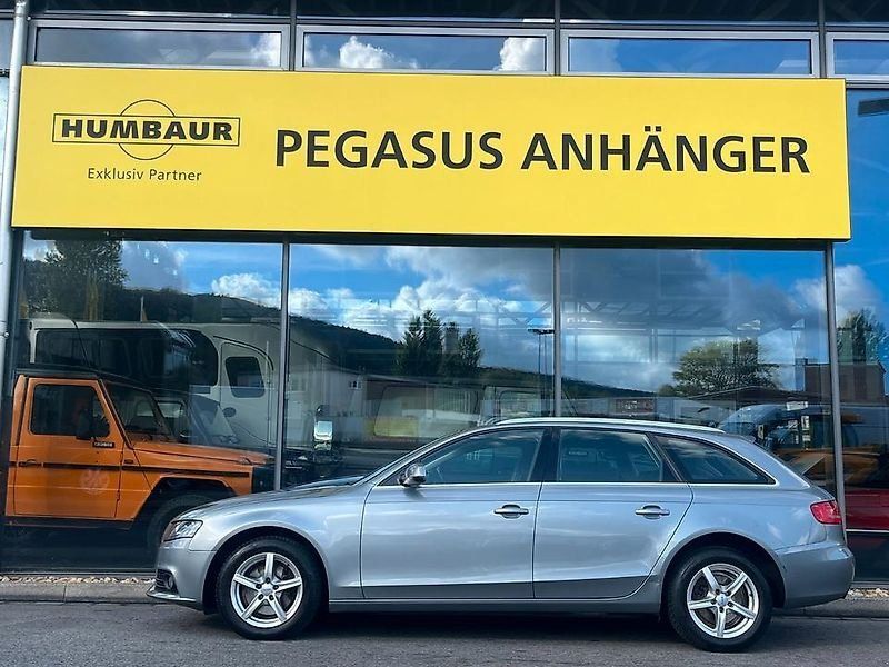 Audi A4 Avant Attraction PKW Kombi 1.8l 120PS