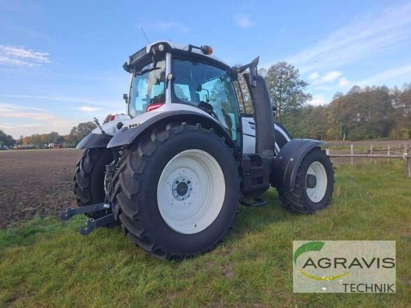 Valtra T 214 D 1B8