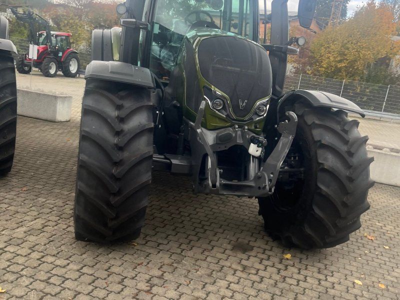 Valtra N 175D mit Forstkabine und Rüfa