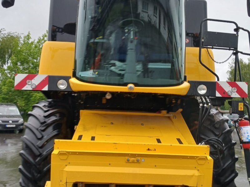New Holland CX6.90
