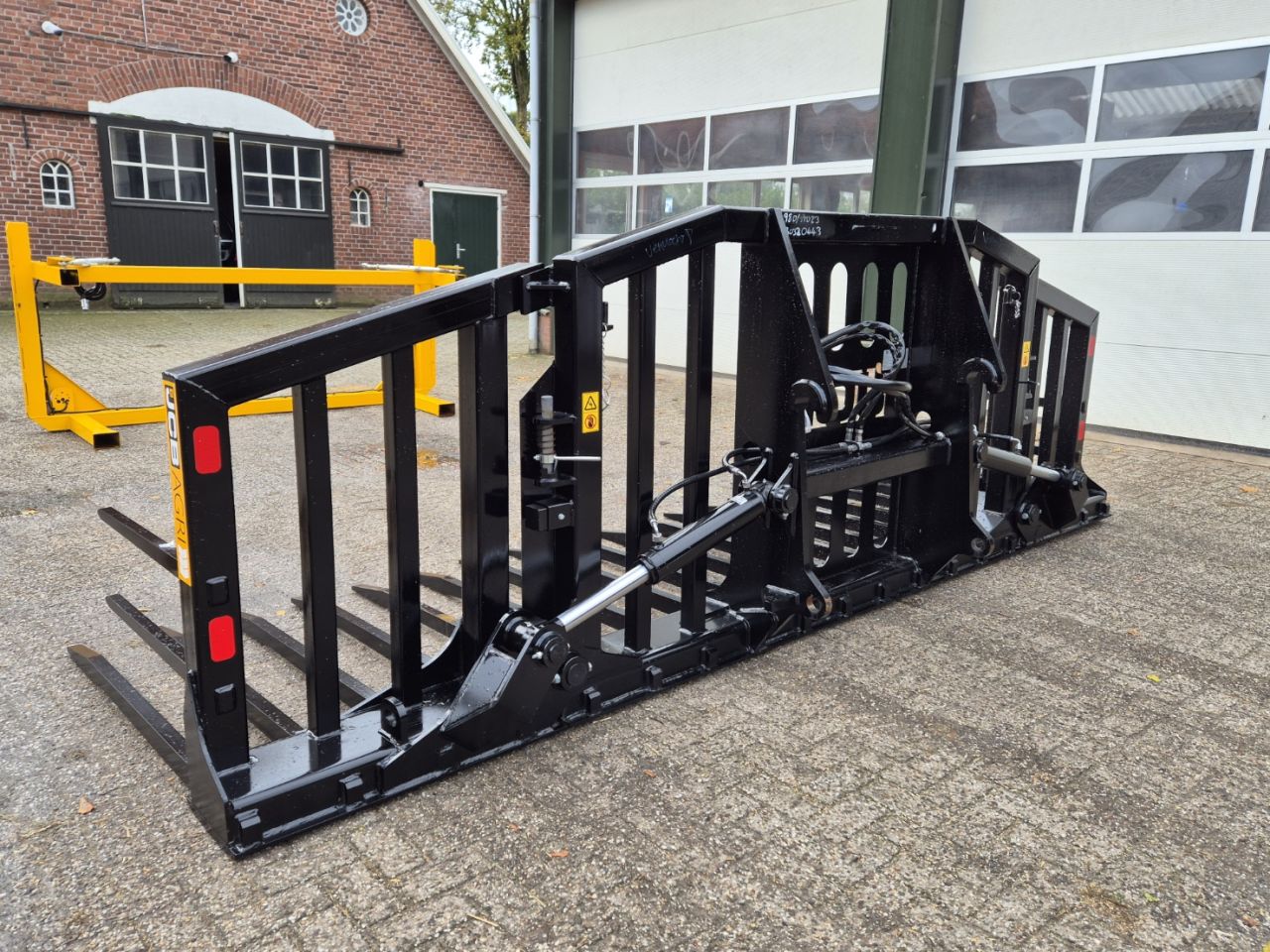 JCB 430 Grasvork NIEUW! shovel hydraulisch opklapbaar silogabel