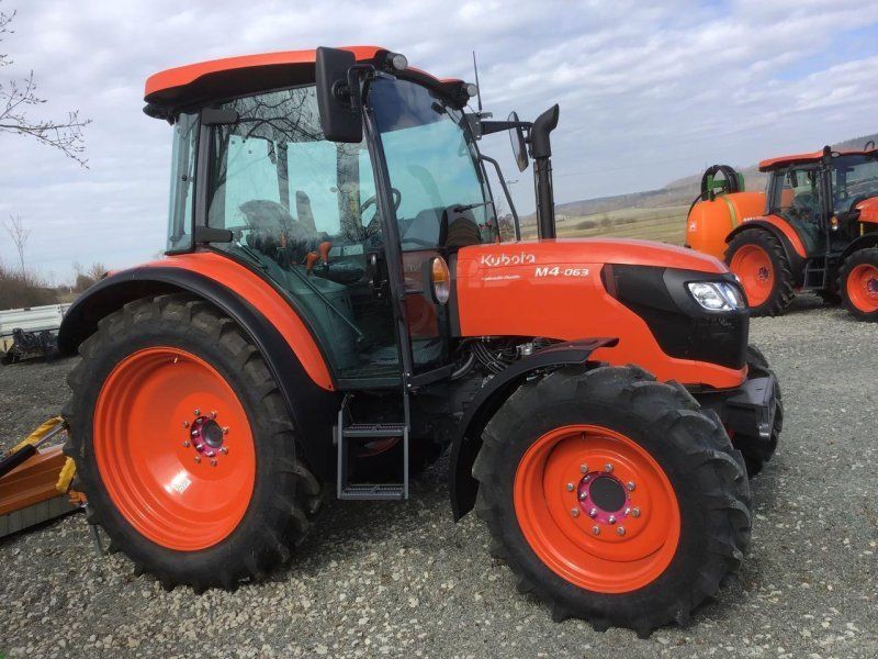 Kubota M 4063 DTHQ18 EC KABINE