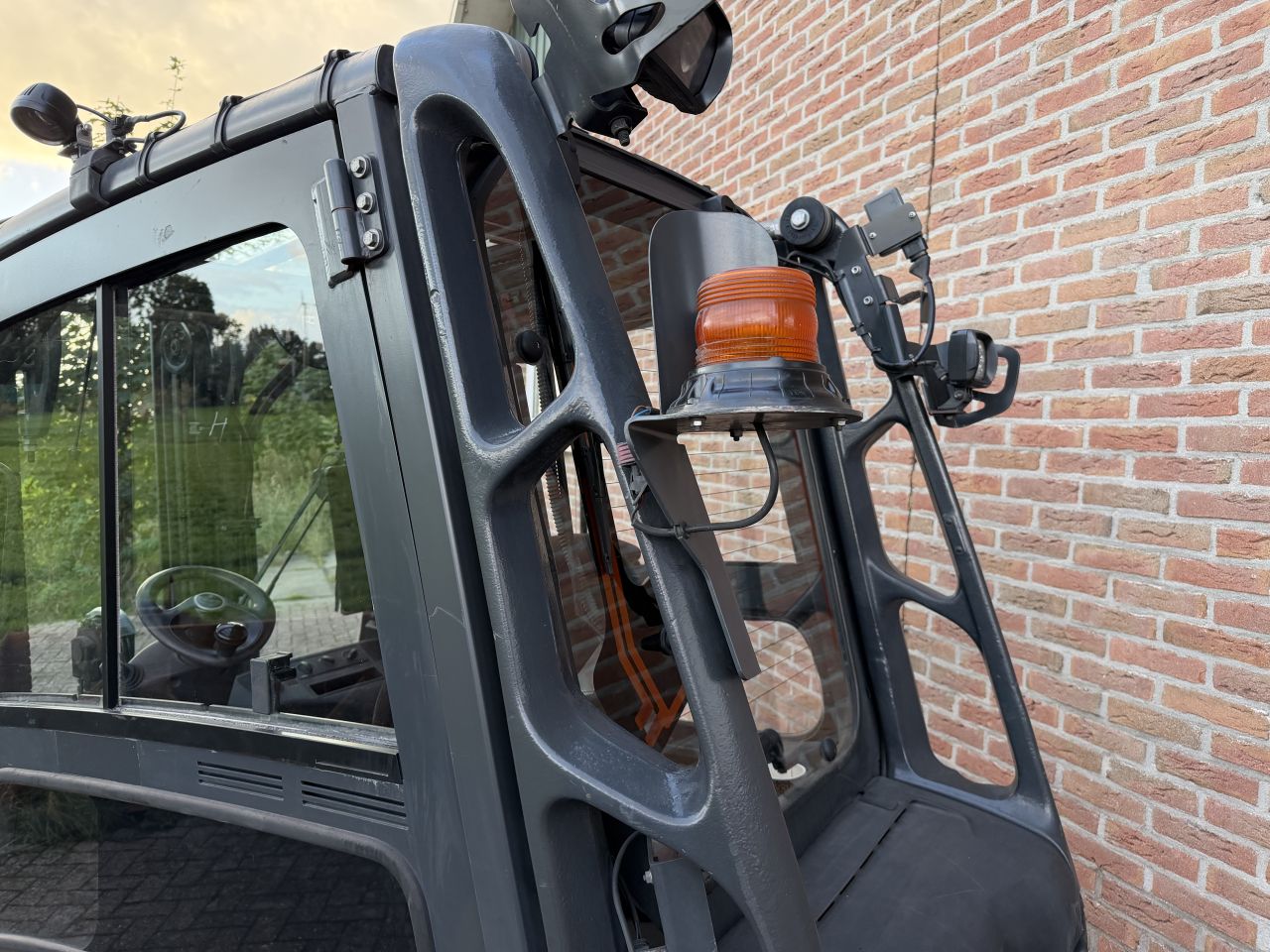 Linde E25-L-02