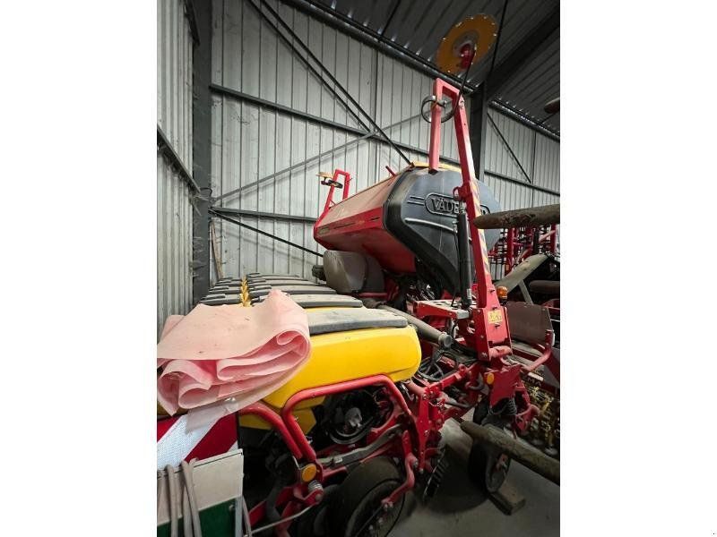 Väderstad TEMPO R6