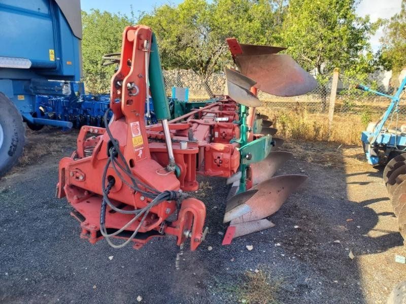 Kverneland 3300B/S