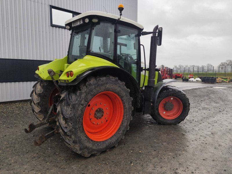 Claas ARION 630