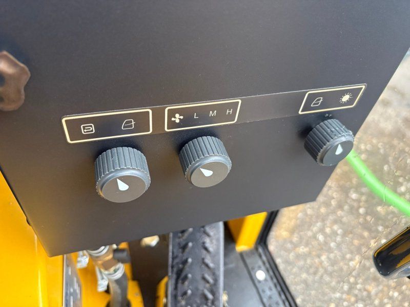 Eurotrac W11