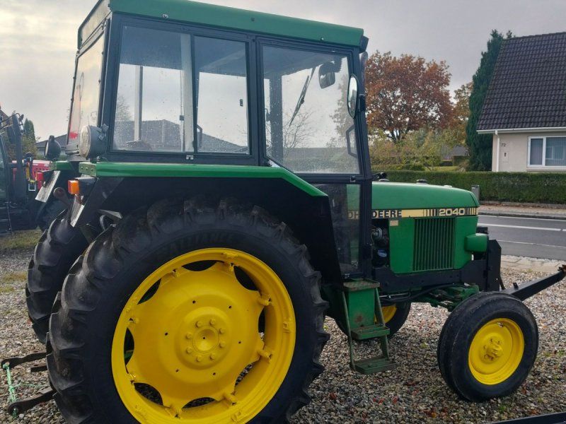 John Deere 2040 med frontlift
