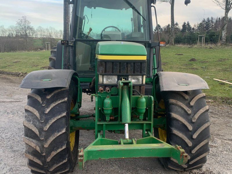 John Deere 6310