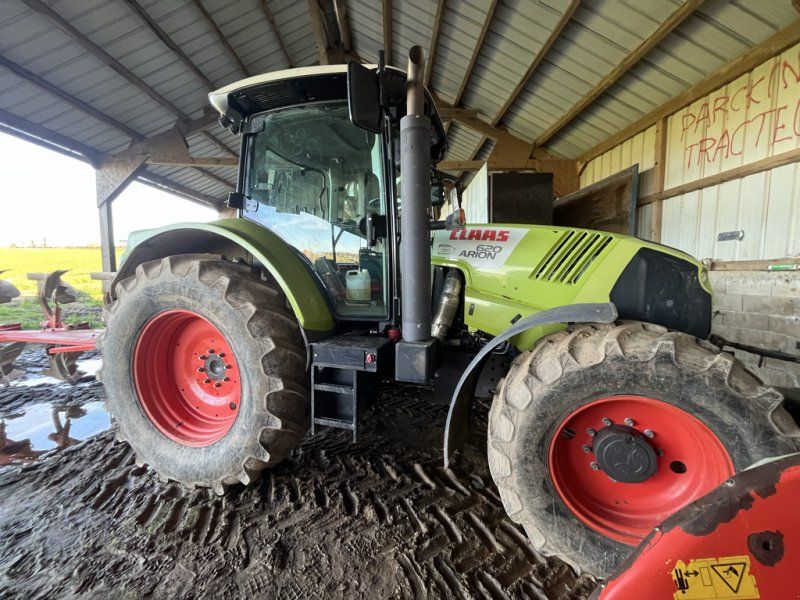 Claas ARION 620