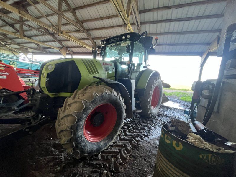 Claas ARION 620